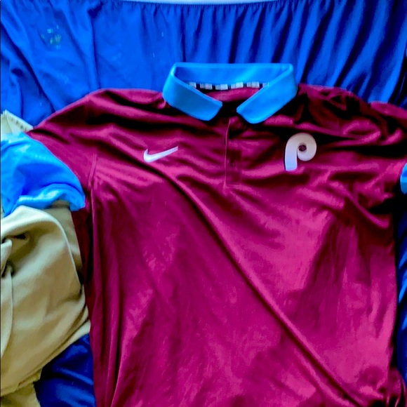 Phillies Cooperstown collection Polo - Picture 2 of 6